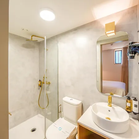 Pantaleon Villa Porto