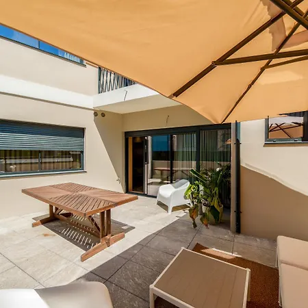 Pantaleon Villa